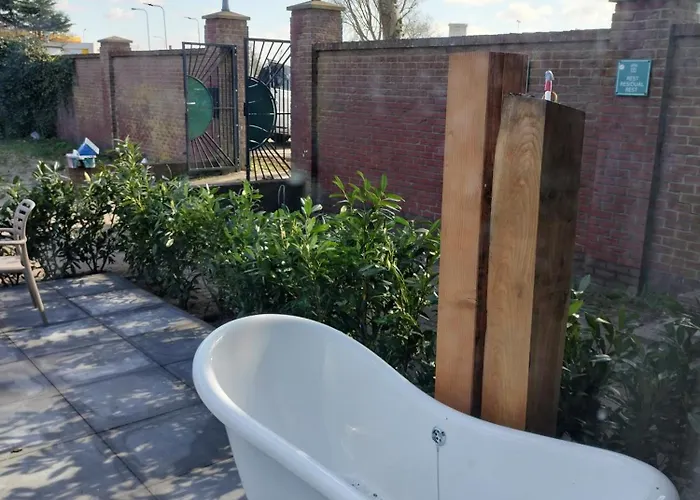 Ξενοδοχείο με διαμερίσματα Blom Studio's